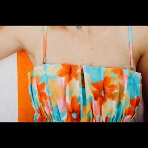 ISO kJ flower power oversized ruffle